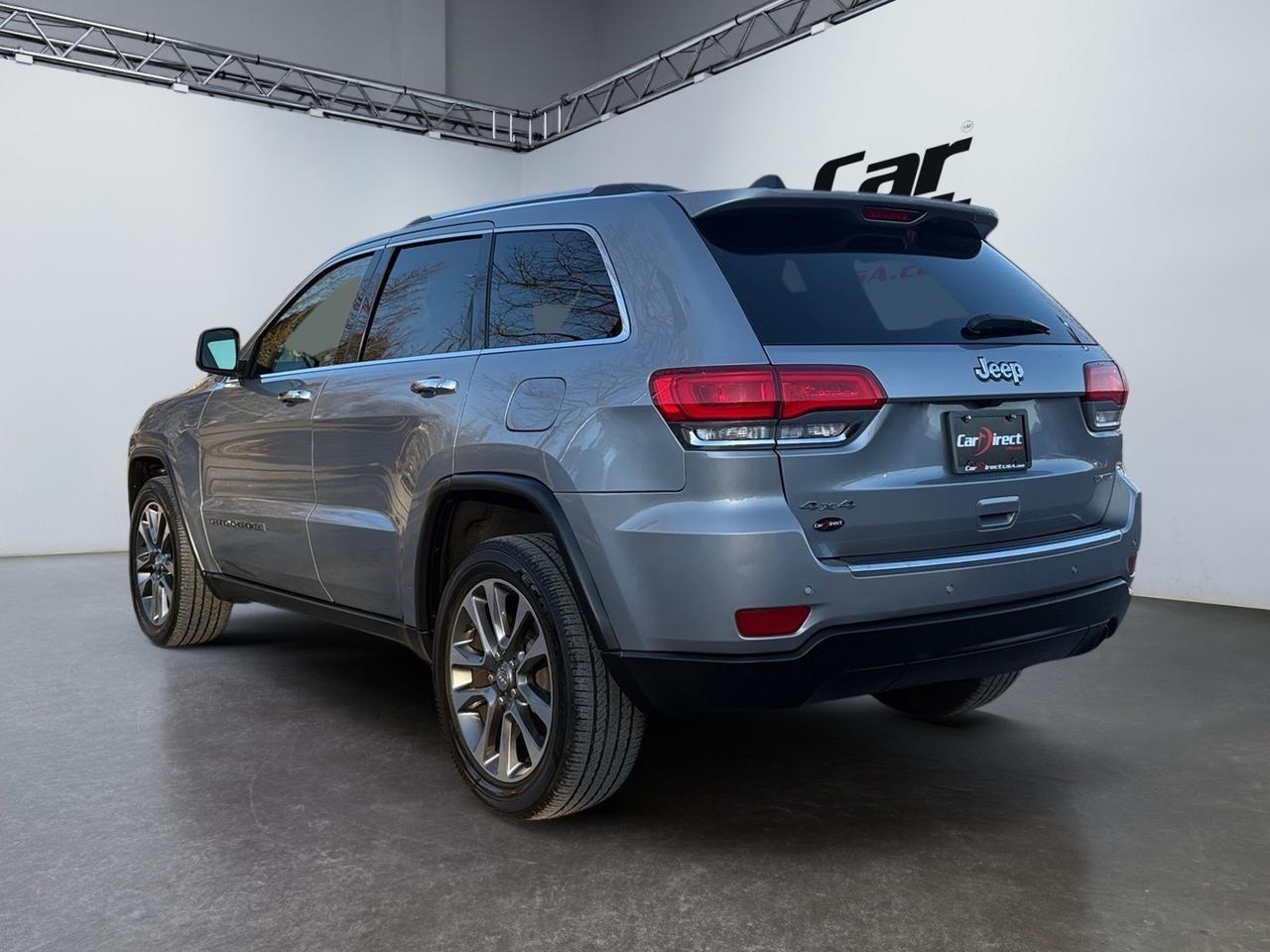 2018 Jeep Grand Cherokee Limited, SUNROOF, BACKUP CAMERA WITH PARKING SENSORS, BLIND SPOT ALERT, POWER LIFTGATE, APPLE CARPLAY/ANDROID AUTO, HEATED STEERING WHEEL & SEATS, REMOTE START, SPORT MODE, LOW MILEAGE, TAKE THIS JEEP ANYWHERE! Virginia Beach VA