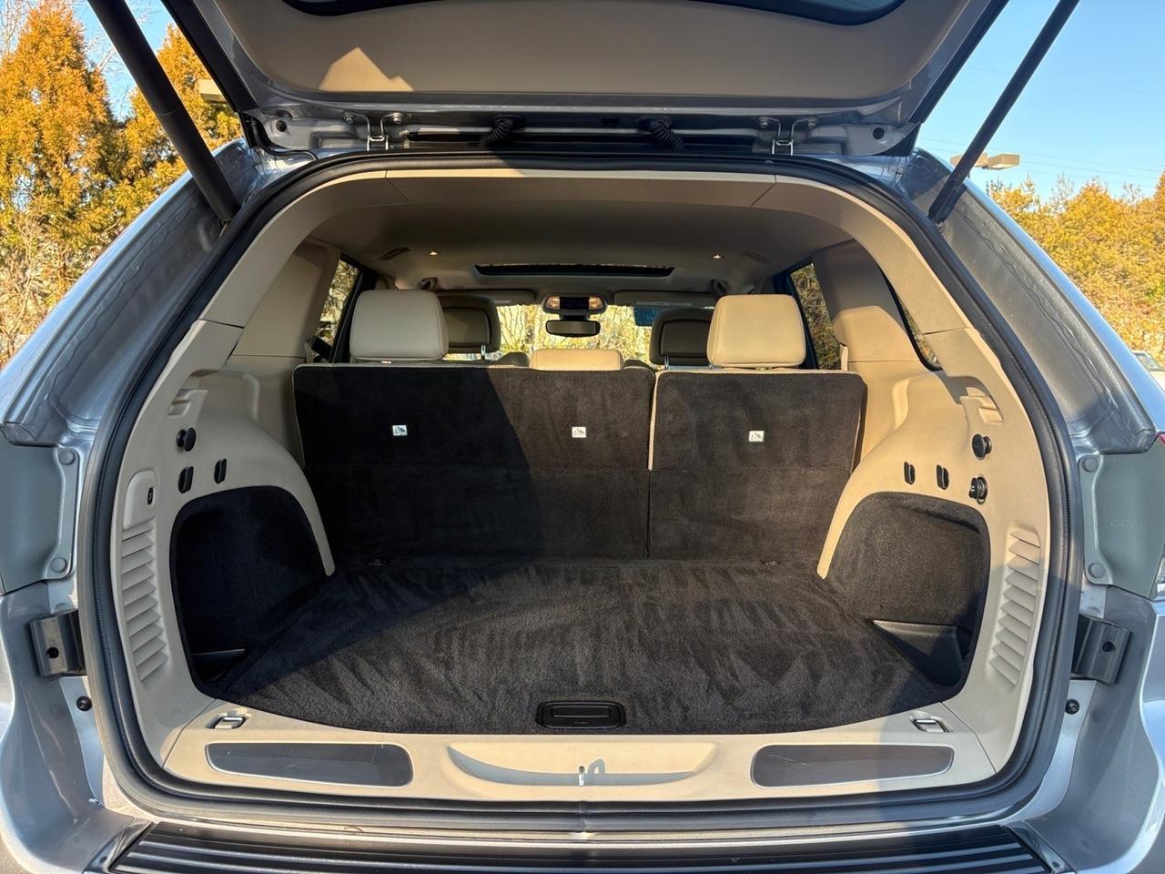 2018 Jeep Grand Cherokee Limited, SUNROOF, BACKUP CAMERA WITH PARKING SENSORS, BLIND SPOT ALERT, POWER LIFTGATE, APPLE CARPLAY/ANDROID AUTO, HEATED STEERING WHEEL & SEATS, REMOTE START, SPORT MODE, LOW MILEAGE, TAKE THIS JEEP ANYWHERE! Virginia Beach VA