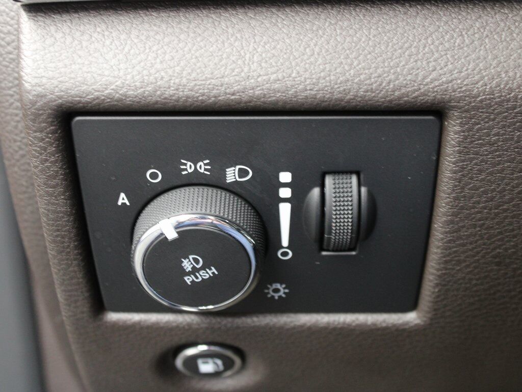 2018 Jeep Grand Cherokee Overland 4WD Fond du Lac WI