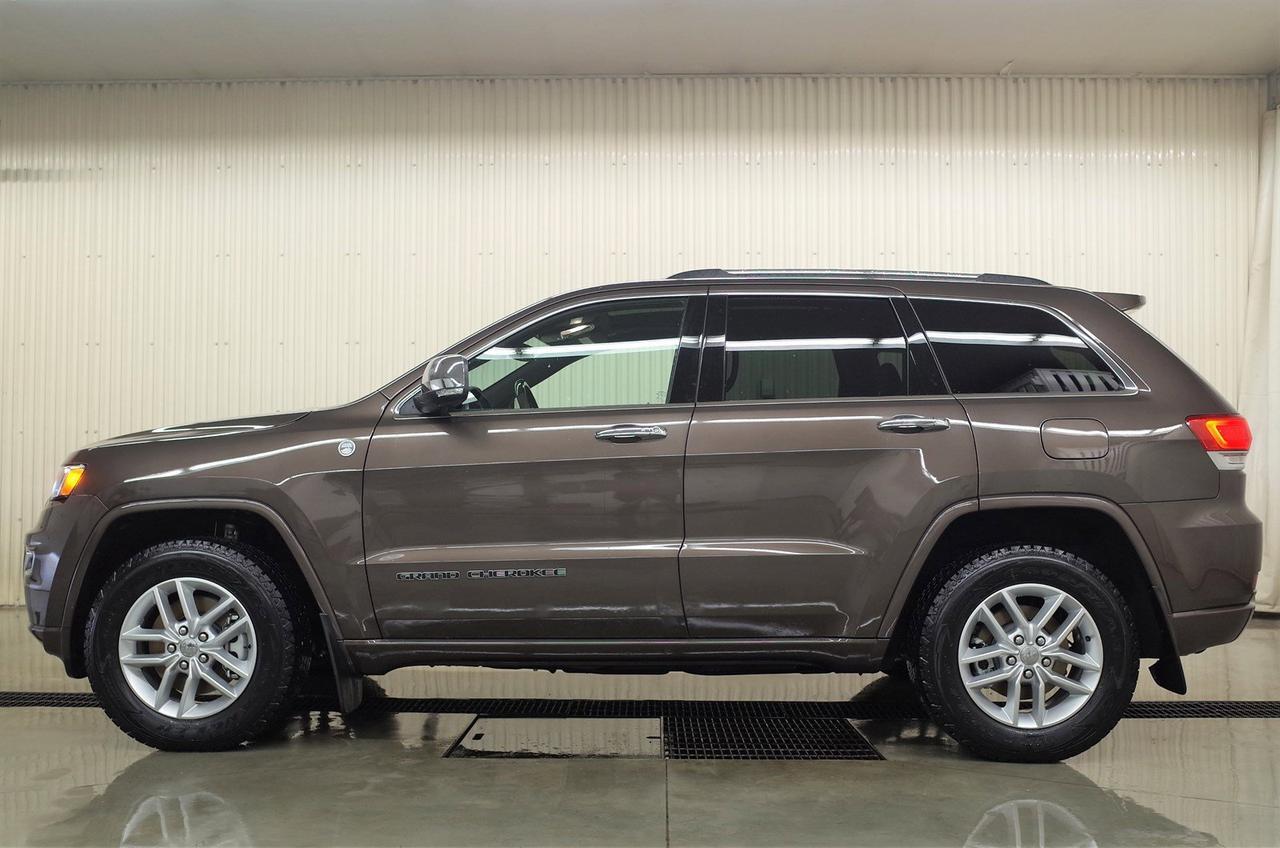 2018 Jeep Grand Cherokee Overland Red Deer AB