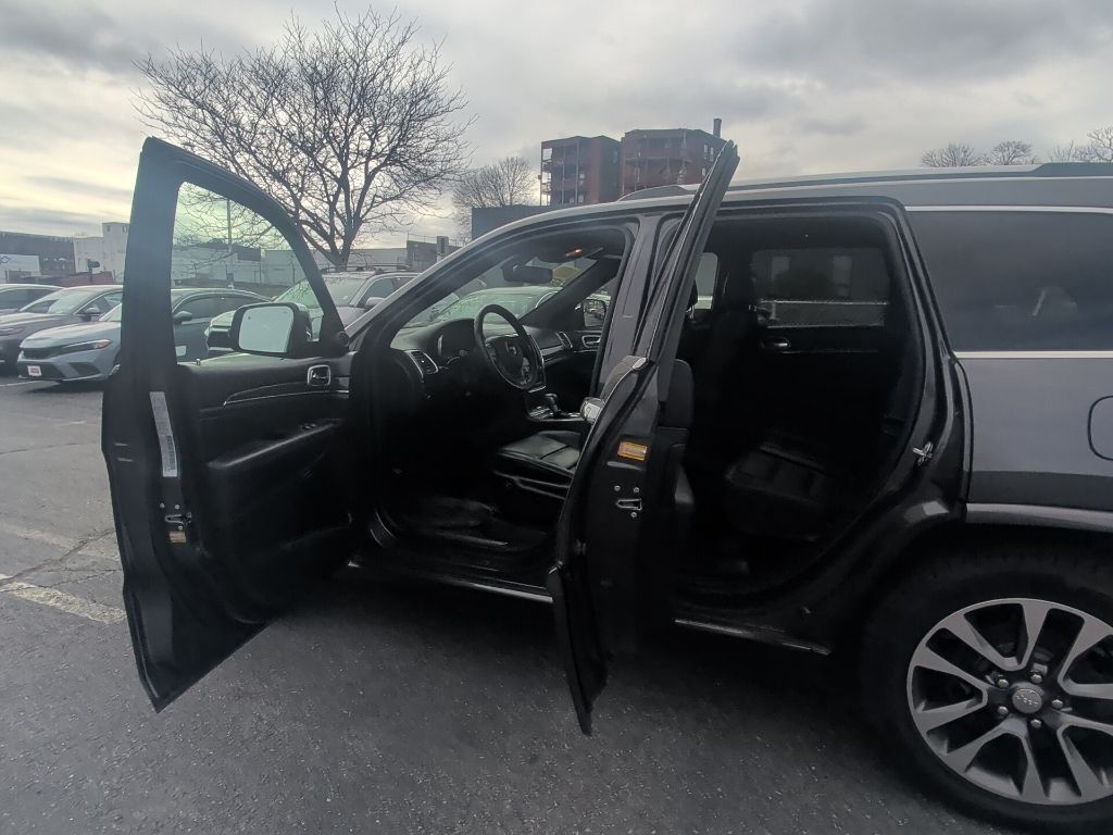 2018 Jeep Grand Cherokee Overland Worcester MA