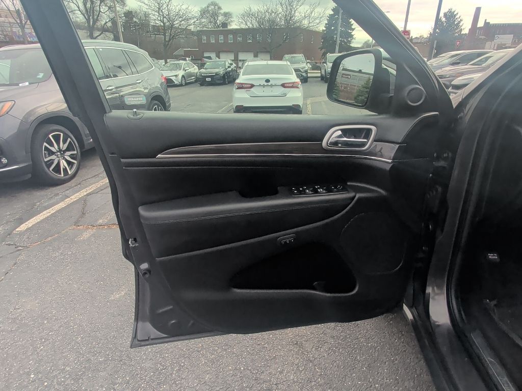 2018 Jeep Grand Cherokee Overland Worcester MA