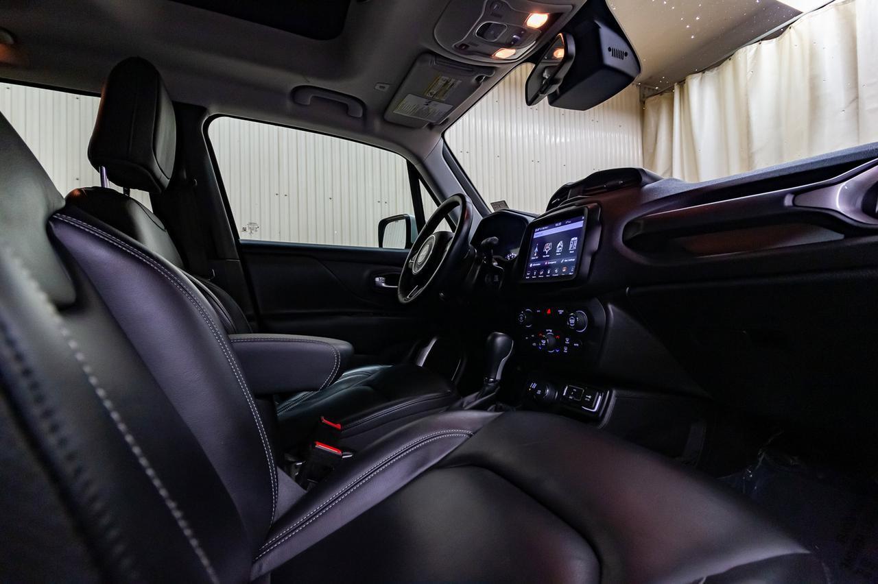 2018 Jeep Renegade 4x4 Limited Leather Roof Nav BCam Red Deer AB