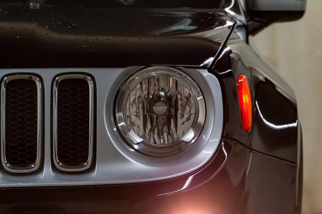 2018 Jeep Renegade 4x4 Limited Leather Roof Nav BCam Red Deer AB