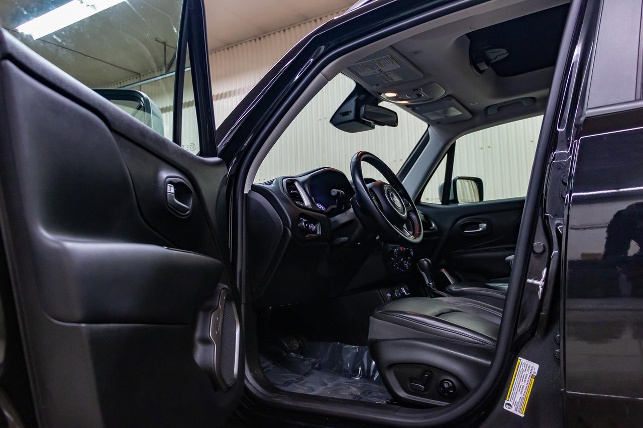 2018 Jeep Renegade 4x4 Limited Leather Roof Nav BCam Red Deer AB