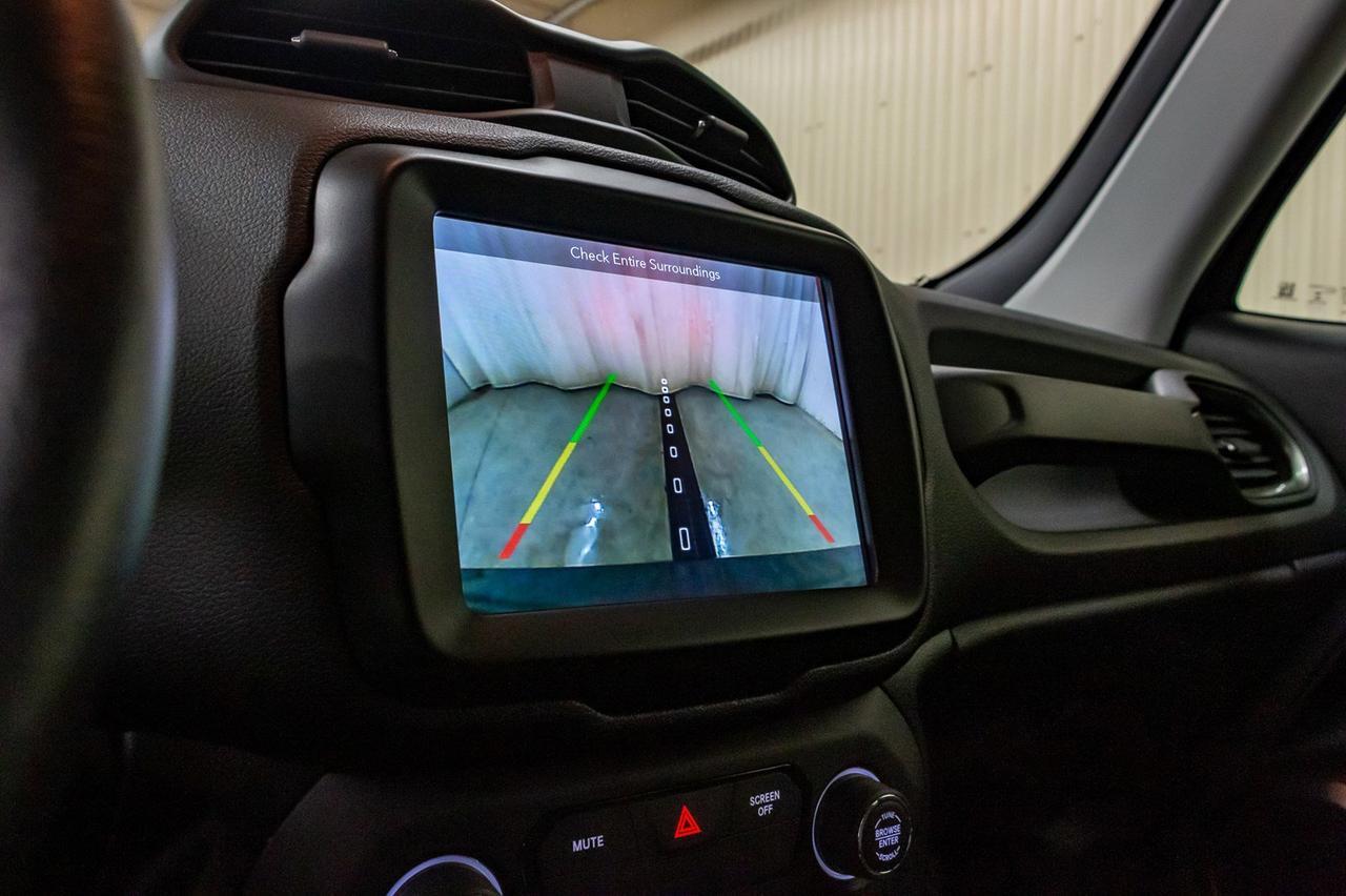 2018 Jeep Renegade 4x4 Limited Leather Roof Nav Red Deer AB