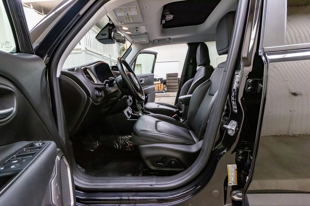 2018 Jeep Renegade 4x4 Limited Leather Roof Nav Red Deer AB