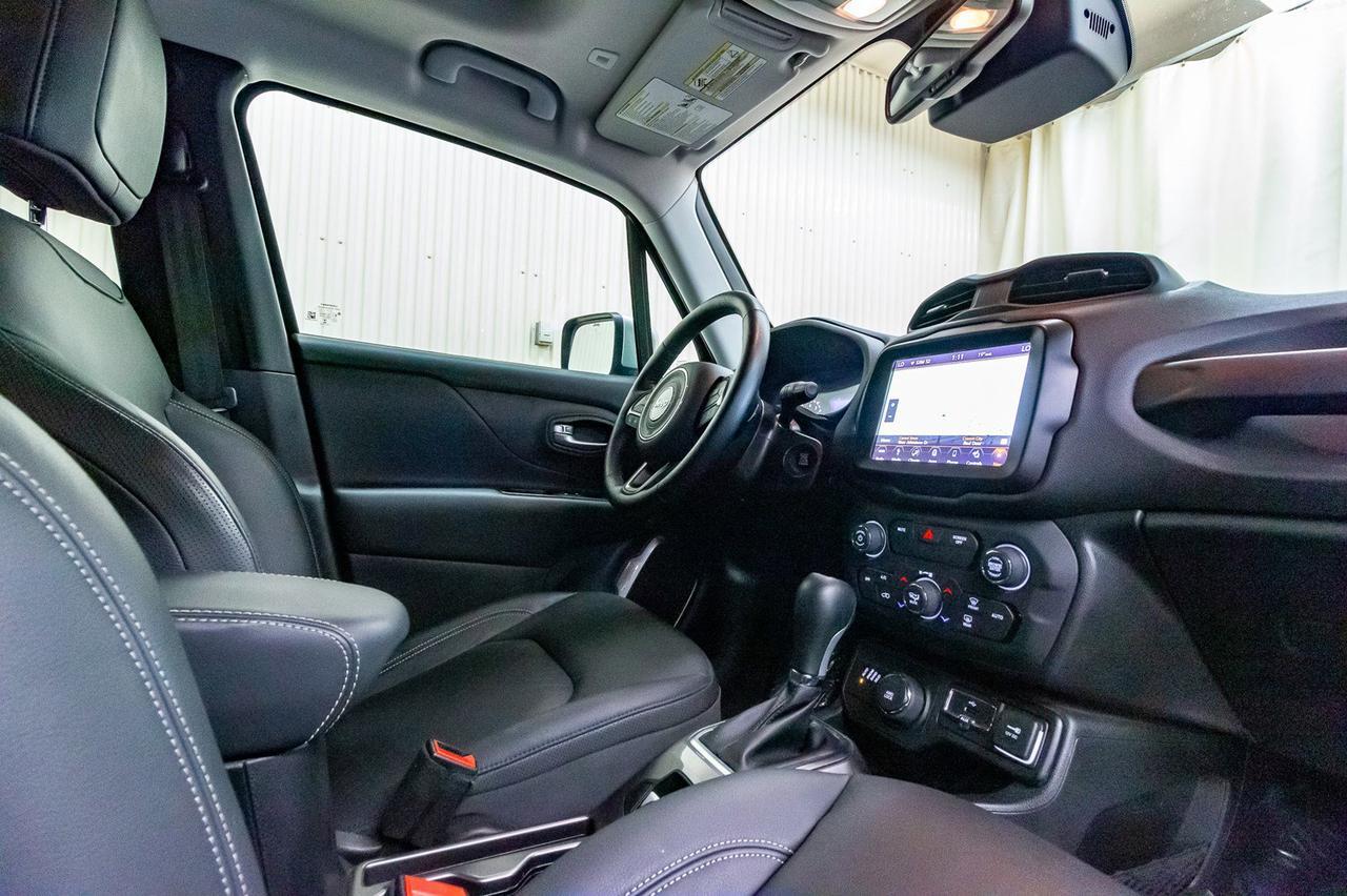 2018 Jeep Renegade 4x4 Limited Leather Roof Nav Red Deer AB