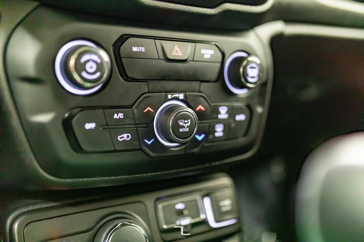 2018 Jeep Renegade 4x4 Sport Upland Edition BCam Red Deer AB