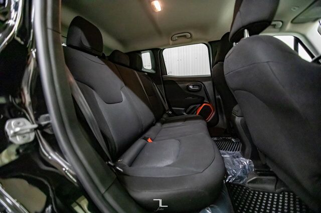 2018 Jeep Renegade 4x4 Sport Upland Edition BCam Red Deer AB