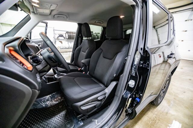 2018 Jeep Renegade 4x4 Sport Upland Edition BCam Red Deer AB