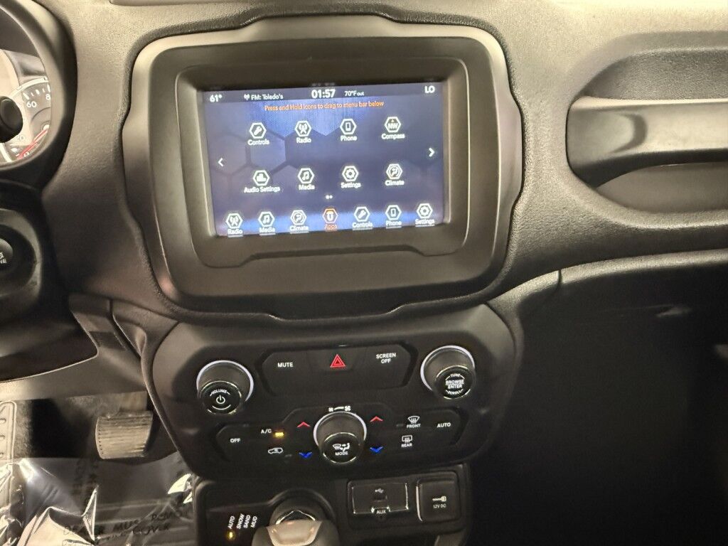 2018 Jeep Renegade Altitude 4x4 w/ Cold Weather Pkg Maumee OH
