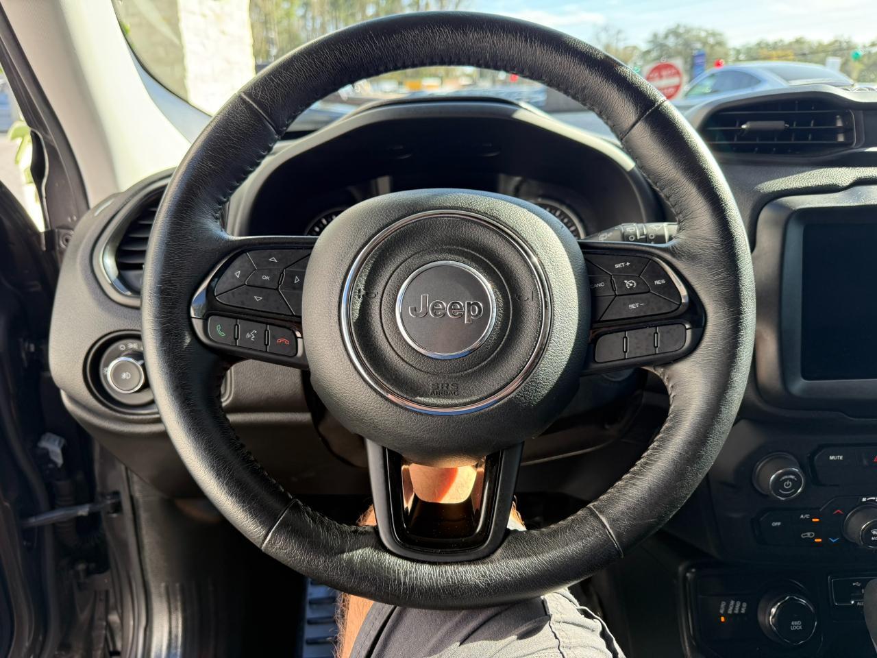 2018 Jeep Renegade LATITUDE 4X4 Jacksonville FL