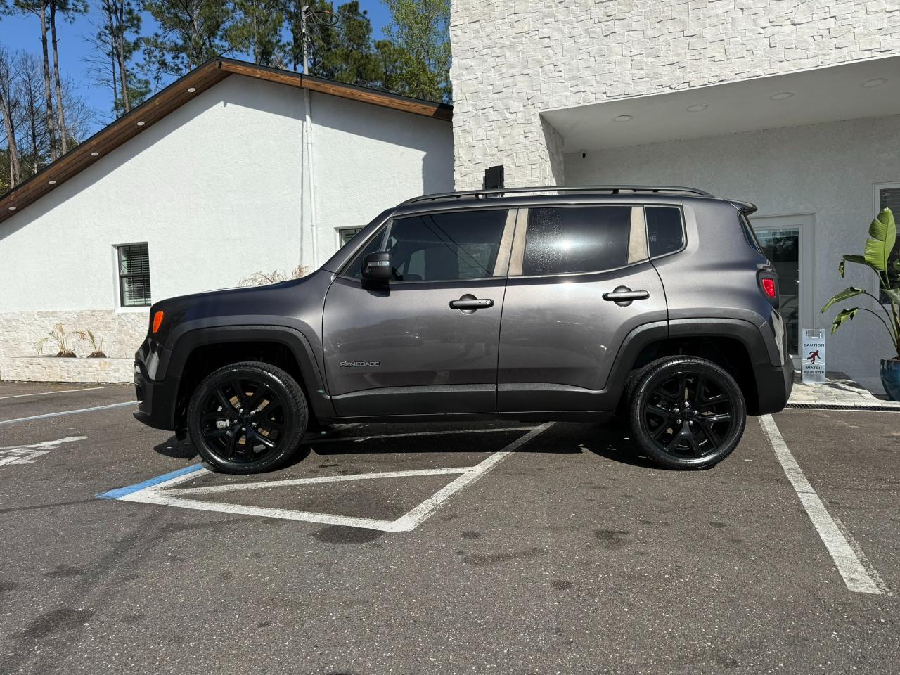 2018 Jeep Renegade LATITUDE 4X4