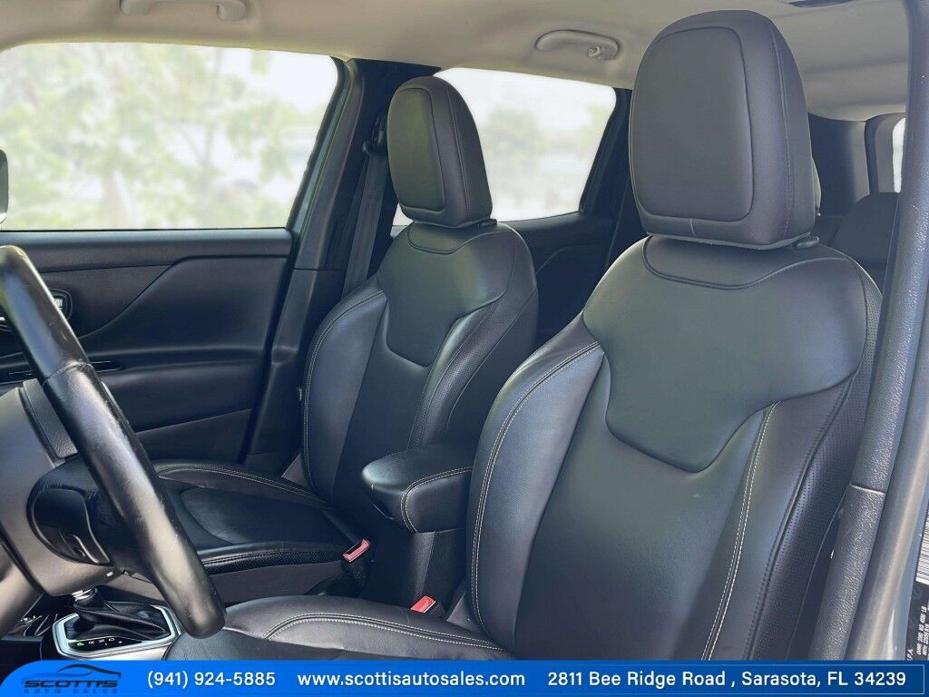 2018 Jeep Renegade LIMITED~4X4~ACTIVE PARKING SYSTEM~BLIND SPOT WARNING~CRASH SENSORS~CRUISE CONTROL~HALOGEN HEADLIGHTS Sarasota FL