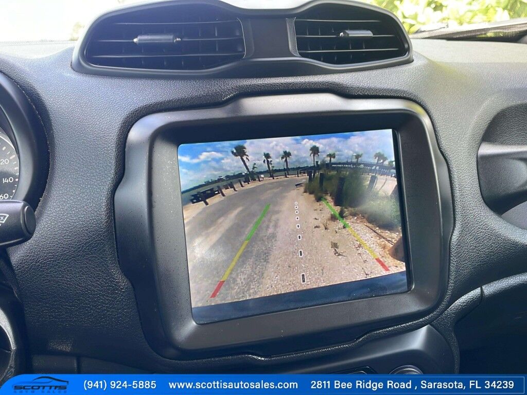 2018 Jeep Renegade LIMITED~4X4~ACTIVE PARKING SYSTEM~BLIND SPOT WARNING~CRASH SENSORS~CRUISE CONTROL~HALOGEN HEADLIGHTS Sarasota FL