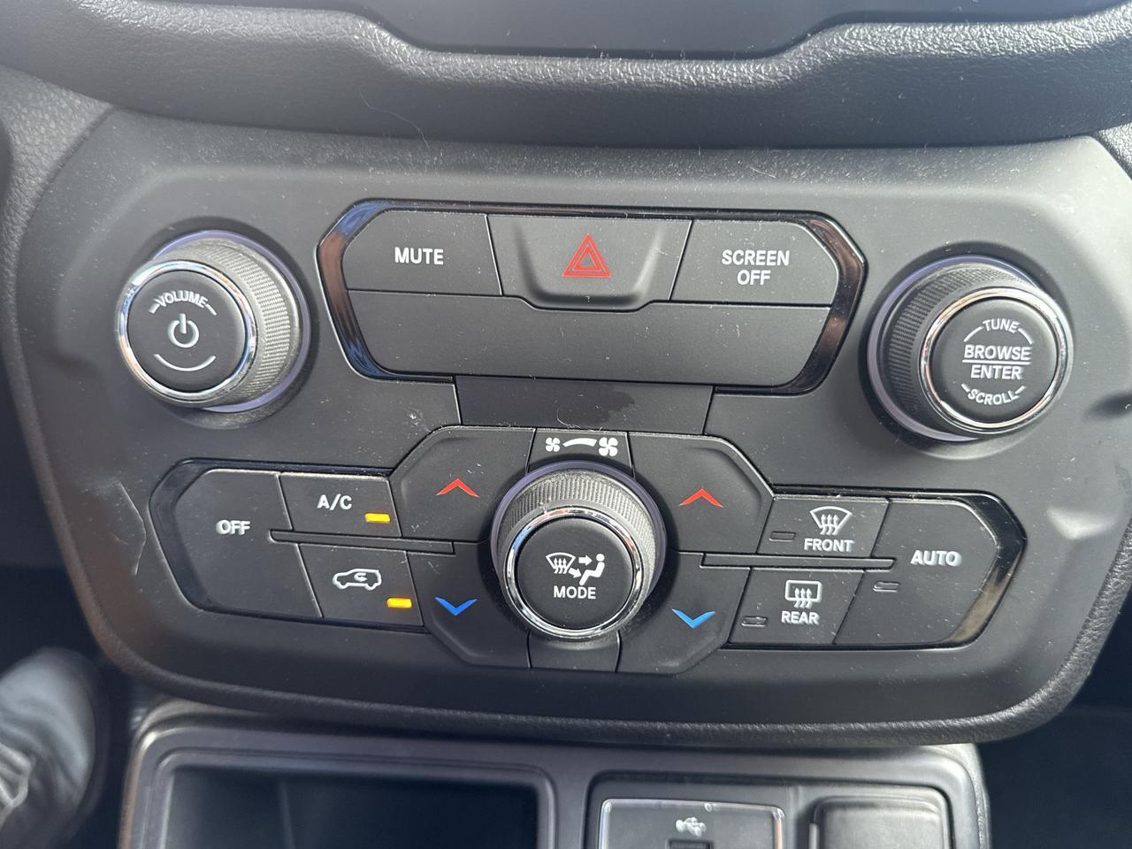 2018 Jeep Renegade Latitude San Antonio TX