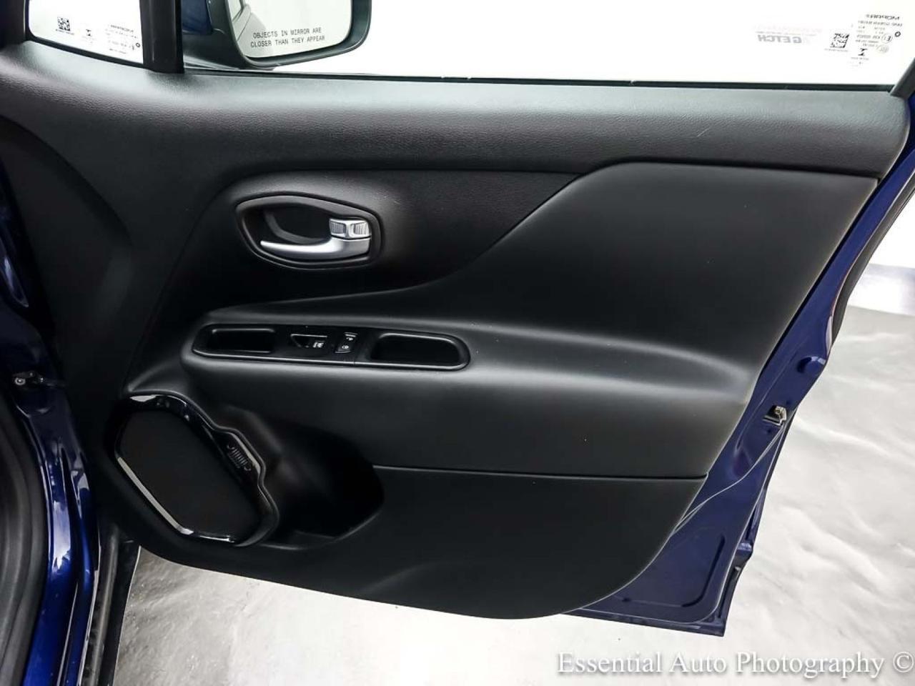 2018 Jeep Renegade Latitude Willowbrook IL