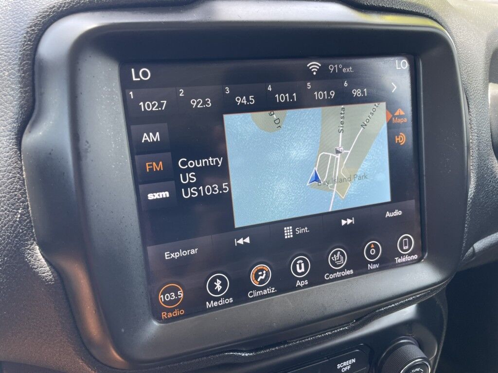 2018 Jeep Renegade Limited 4x4-Apple Carplay- Navigation Sarasota FL