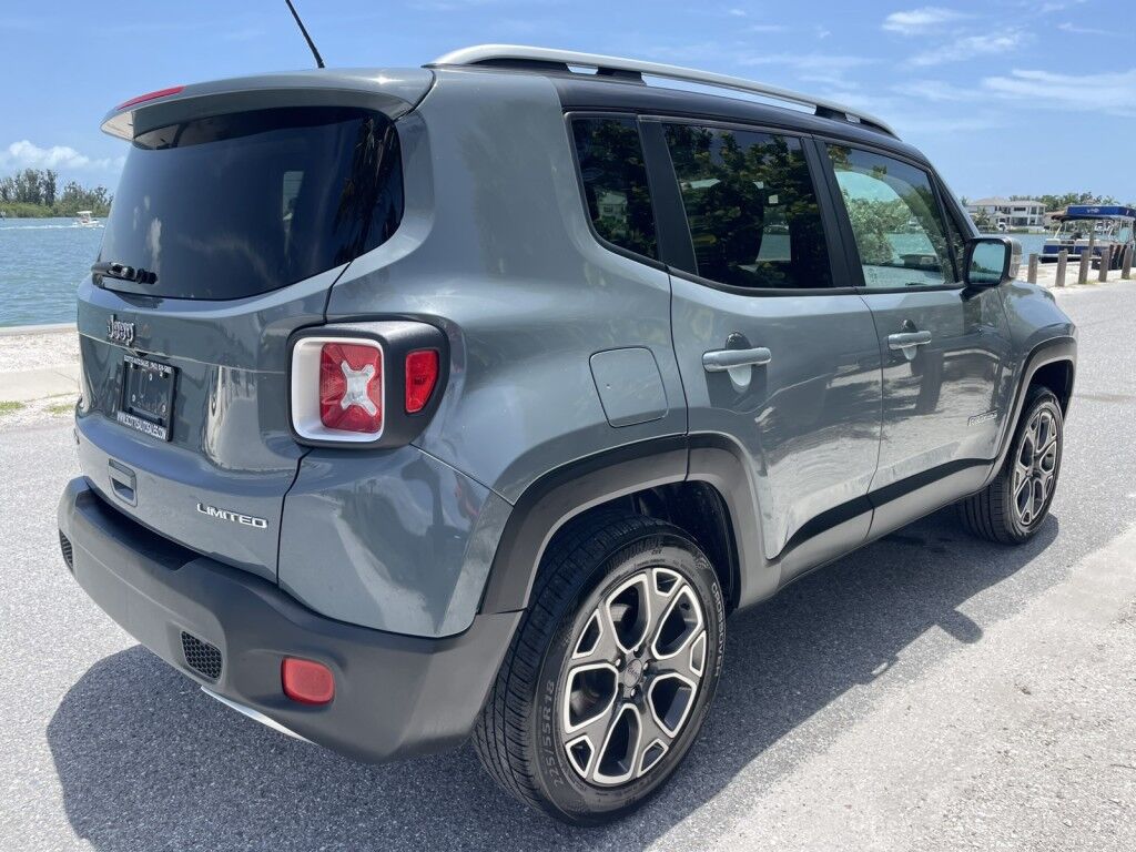 2018 Jeep Renegade Limited 4x4-Apple Carplay- Navigation Sarasota FL