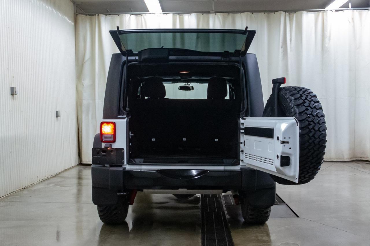 2018 Jeep Wrangler JK 4x4 Unlimited Willy's Red Deer AB