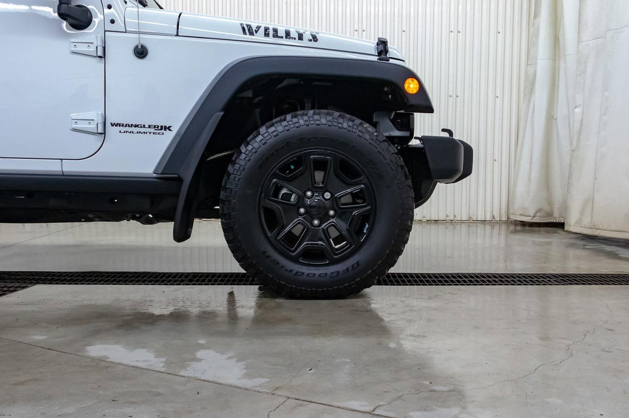 2018 Jeep Wrangler JK 4x4 Unlimited Willy&apos;s Red Deer AB