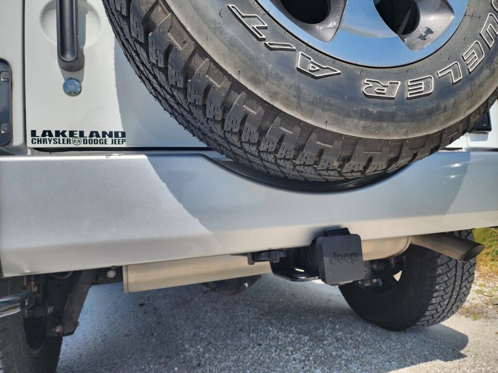 2018 Jeep Wrangler JK ALTITUDE~EXCELLENT CONDITION~LOW MILES~4X4~CHROME SHIFT KNOB~CRUISE CONTROL~FULL SIZE SPARE TIRE~REMOVABLE ROOF~TOW HOOKS Sarasota FL