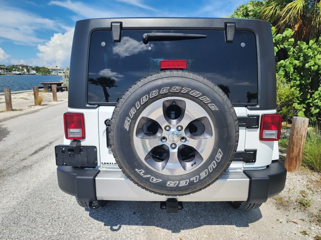 2018 Jeep Wrangler JK ALTITUDE~EXCELLENT CONDITION~LOW MILES~4X4~CHROME SHIFT KNOB~CRUISE CONTROL~FULL SIZE SPARE TIRE~REMOVABLE ROOF~TOW HOOKS Sarasota FL