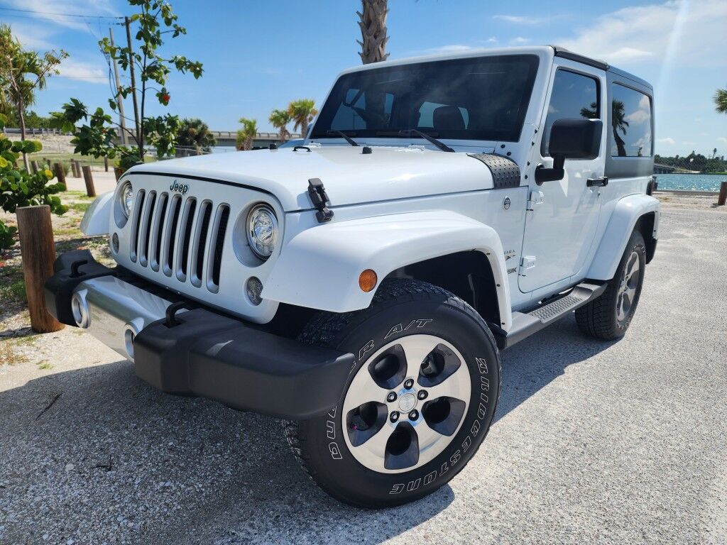 2018 Jeep Wrangler JK ALTITUDE~EXCELLENT CONDITION~LOW MILES~4X4~CHROME SHIFT KNOB~CRUISE CONTROL~FULL SIZE SPARE TIRE~REMOVABLE ROOF~TOW HOOKS Sarasota FL
