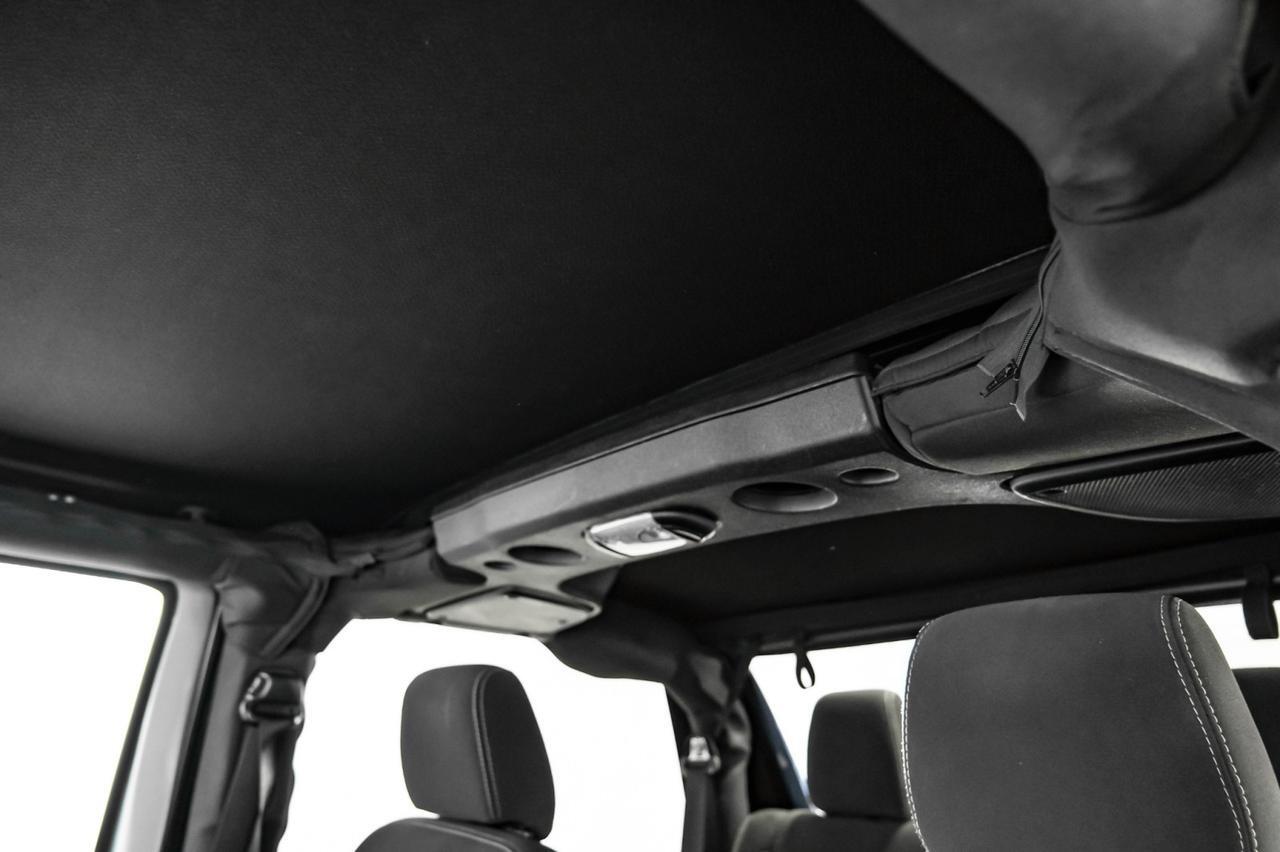 2018 Jeep Wrangler JK SAHARA 4WD AUTOMATIC SOFT TOP CONVERTIBLE CRUISE CONTROL TOW HITCH ALLOY WHEELS Carrollton TX