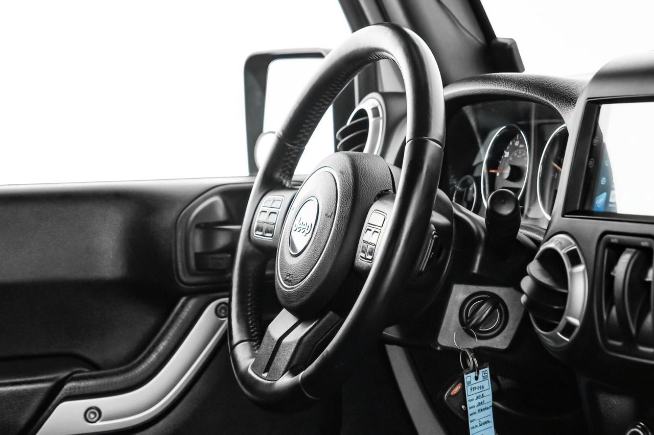 2018 Jeep Wrangler JK SAHARA 4WD AUTOMATIC SOFT TOP CONVERTIBLE CRUISE CONTROL TOW HITCH ALLOY WHEELS Carrollton TX