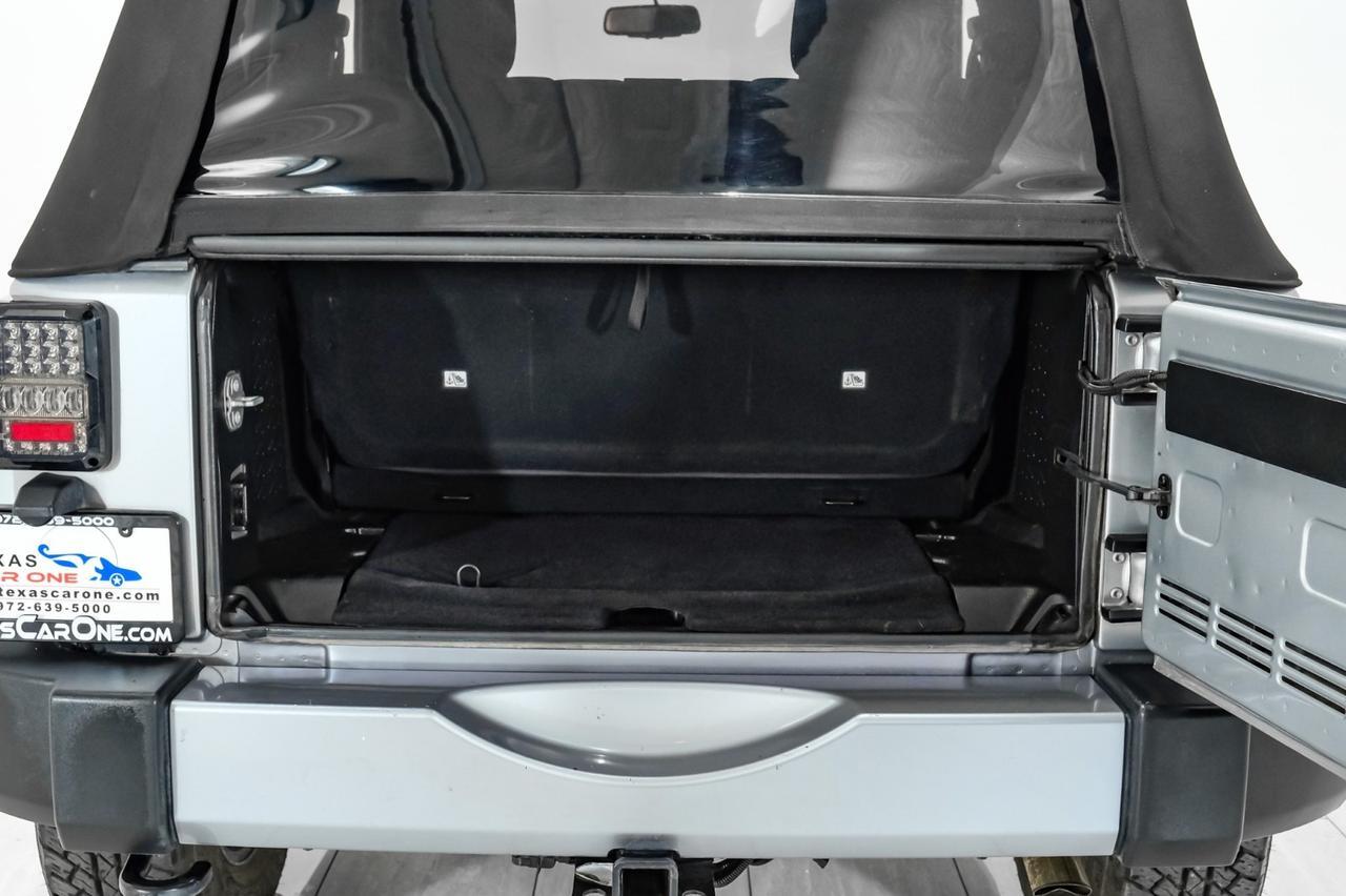 2018 Jeep Wrangler JK SAHARA 4WD AUTOMATIC SOFT TOP CONVERTIBLE CRUISE CONTROL TOW HITCH ALLOY WHEELS Carrollton TX