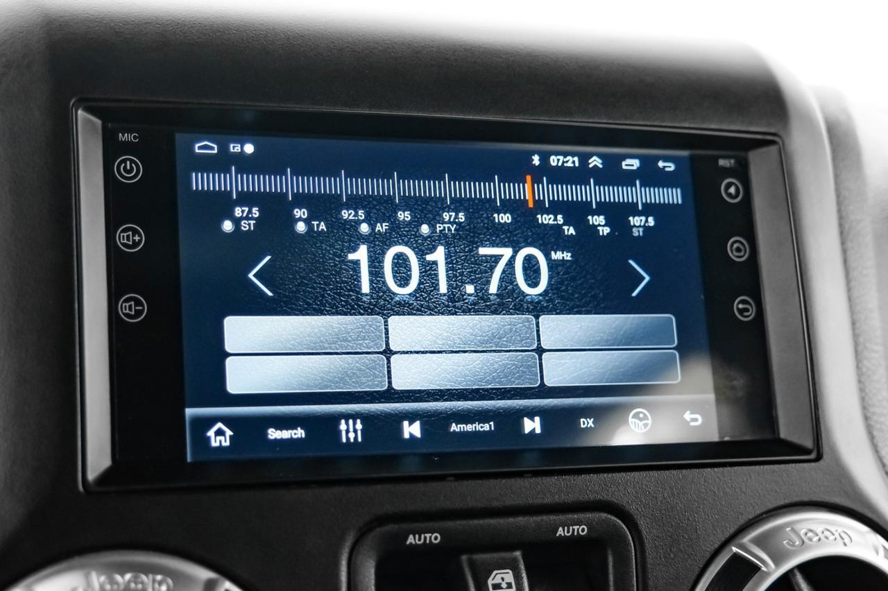 2018 Jeep Wrangler JK SAHARA 4WD AUTOMATIC SOFT TOP CONVERTIBLE CRUISE CONTROL TOW HITCH ALLOY WHEELS Carrollton TX