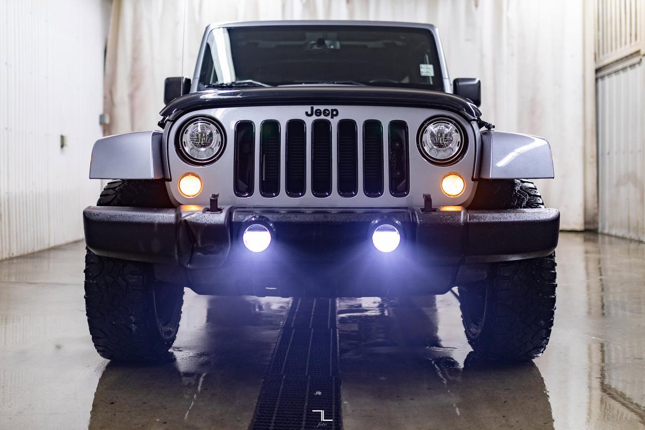 2018 Jeep Wrangler JK Unlimited 4x4 Altitude Leather Nav Red Deer AB