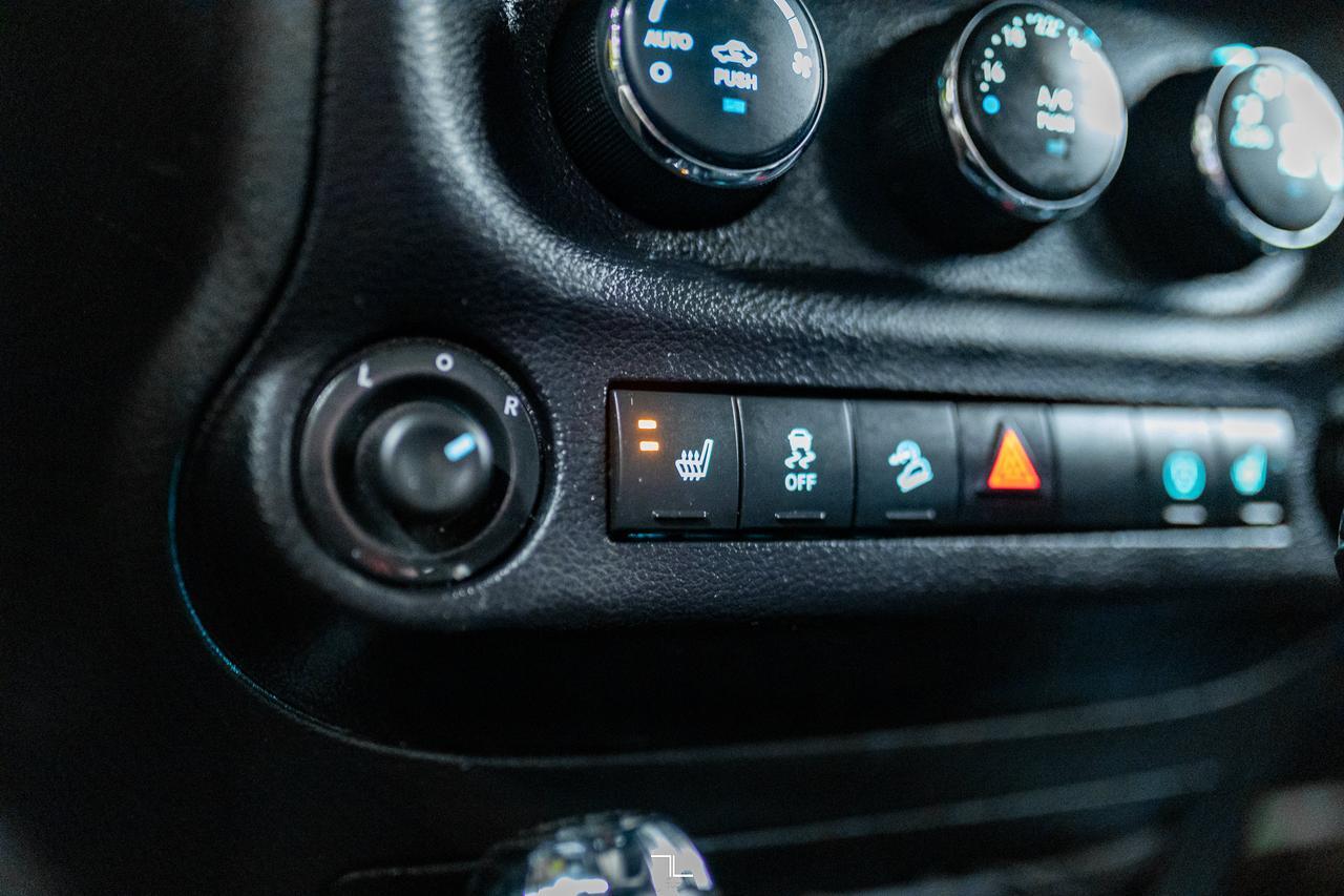 2018 Jeep Wrangler JK Unlimited 4x4 Altitude Leather Nav Red Deer AB