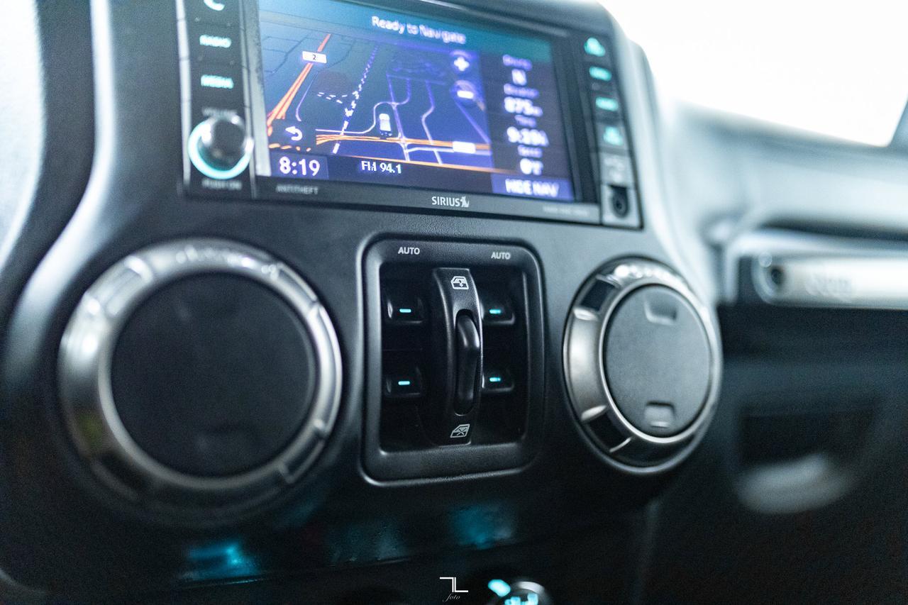 2018 Jeep Wrangler JK Unlimited 4x4 Altitude Leather Nav Red Deer AB