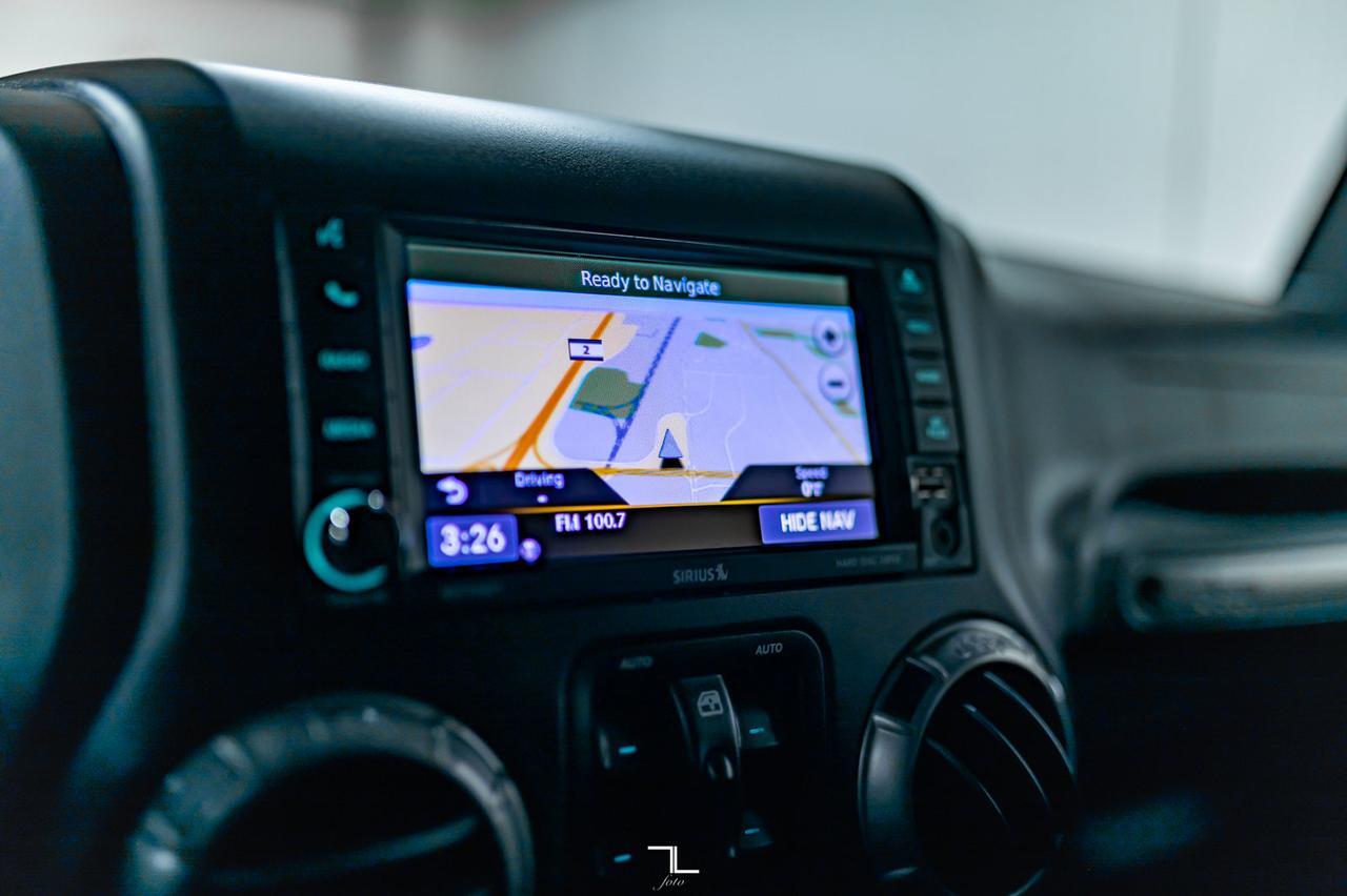 2018 Jeep Wrangler JK Unlimited 4x4 Altitude Leather Nav Red Deer AB