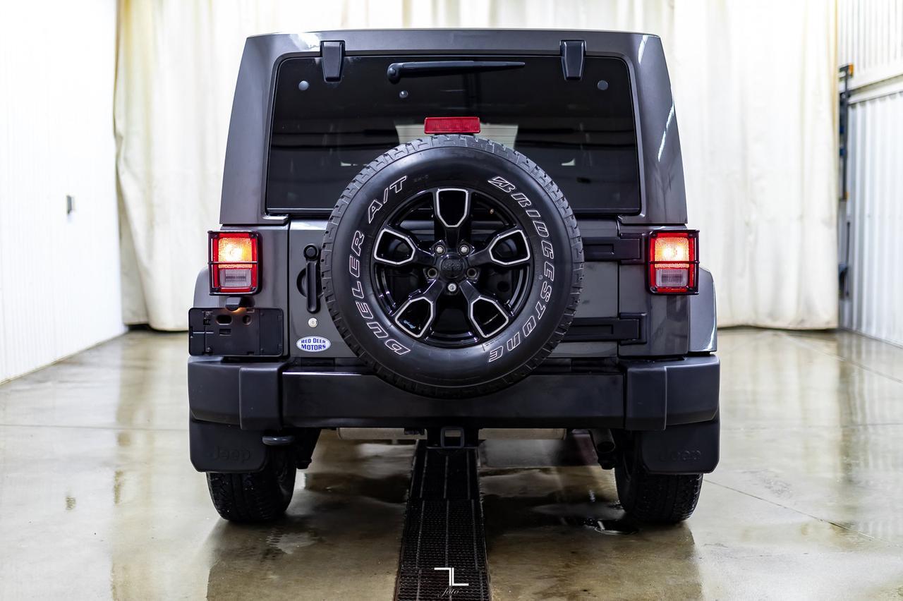 2018 Jeep Wrangler JK Unlimited 4x4 Altitude Leather Nav Red Deer AB