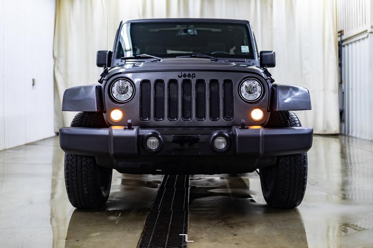2018 Jeep Wrangler JK Unlimited 4x4 Altitude Leather Nav Red Deer AB