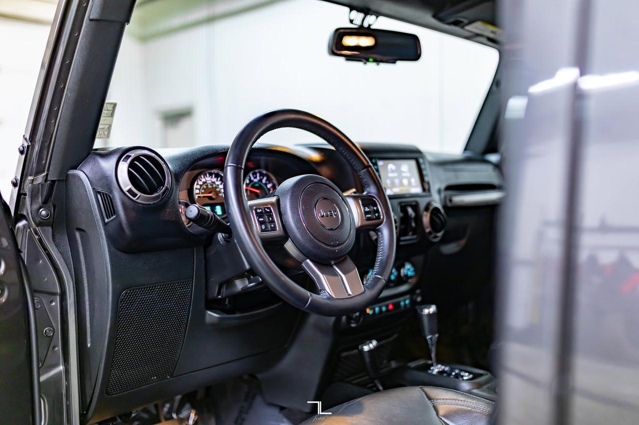 2018 Jeep Wrangler JK Unlimited 4x4 Altitude Leather Nav Red Deer AB