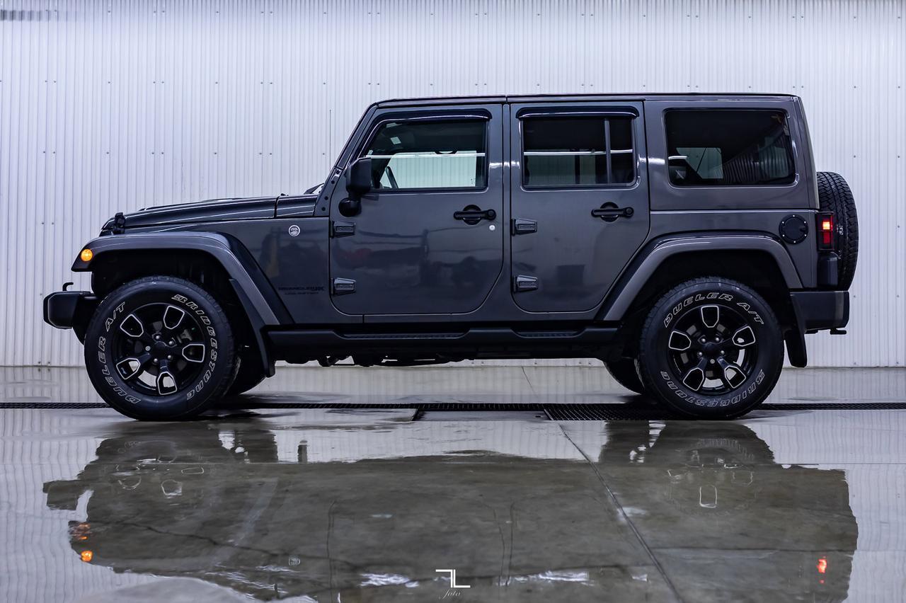 2018 Jeep Wrangler JK Unlimited 4x4 Altitude Leather Nav Red Deer AB