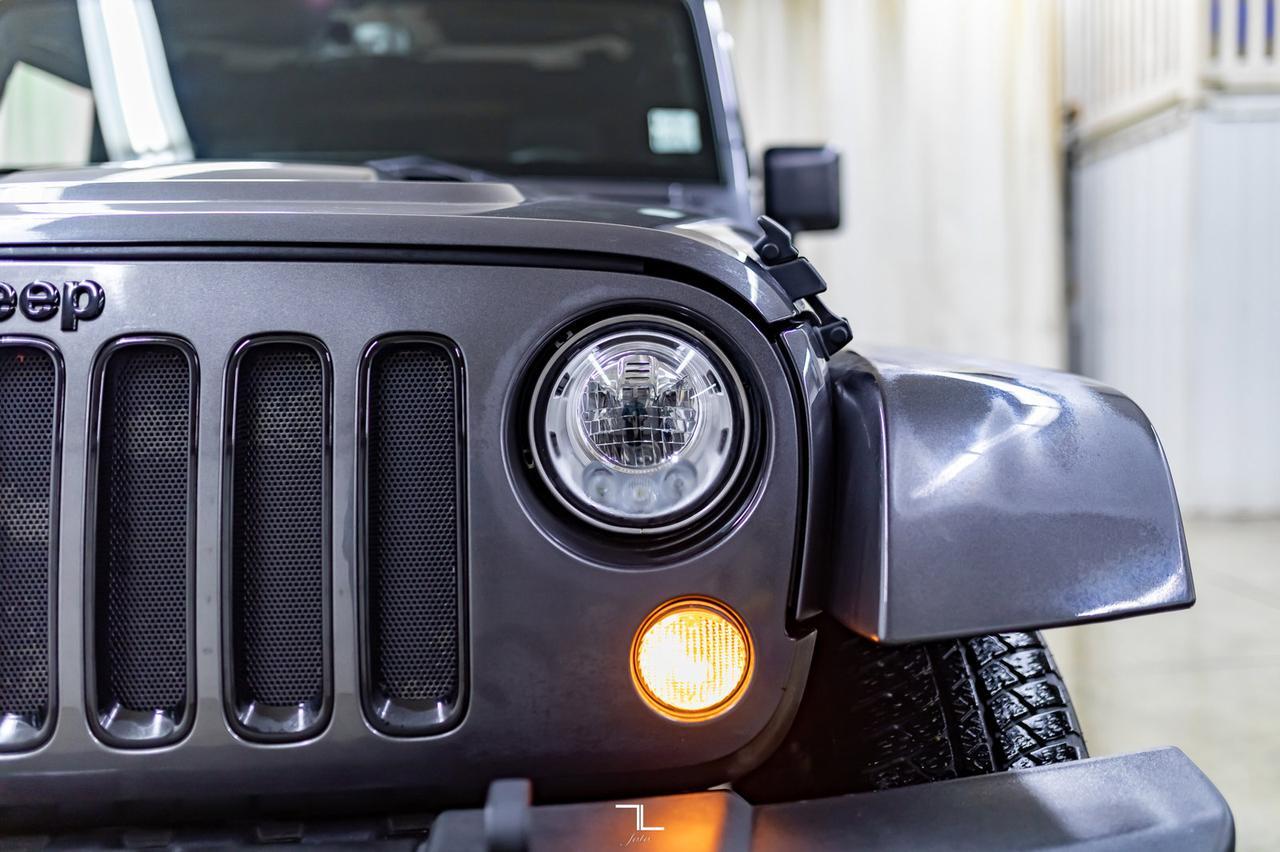 2018 Jeep Wrangler JK Unlimited 4x4 Altitude Leather Nav Red Deer AB