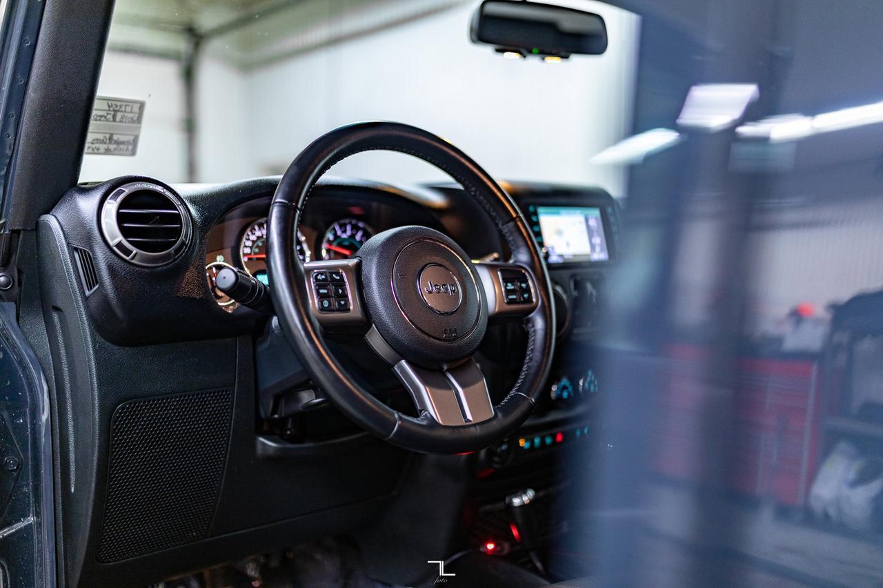 2018 Jeep Wrangler JK Unlimited 4x4 Altitude Leather Nav Red Deer AB