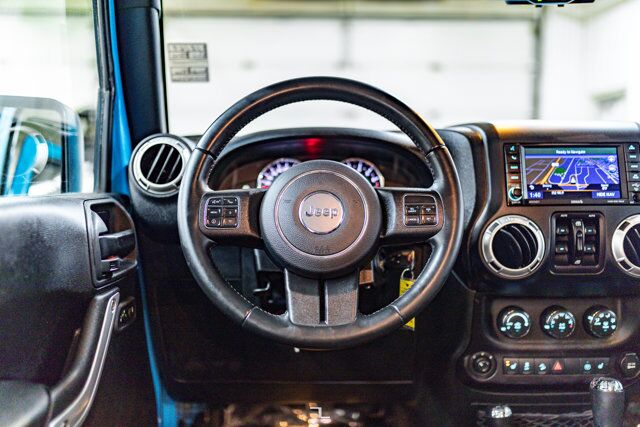 2018 Jeep Wrangler JK Unlimited 4x4 Sahara Nav Red Deer AB