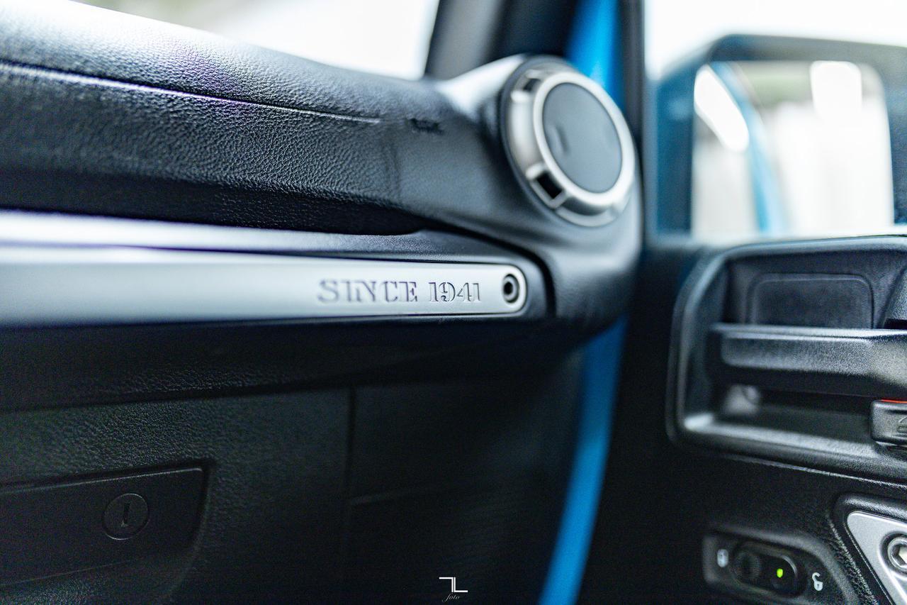 2018 Jeep Wrangler JK Unlimited 4x4 Sahara Nav Red Deer AB