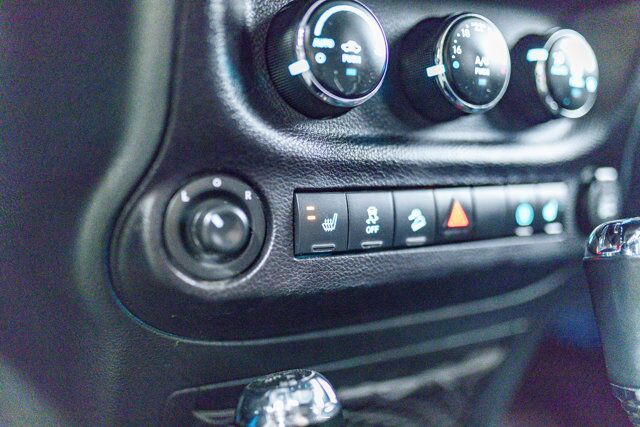 2018 Jeep Wrangler JK Unlimited 4x4 Sahara Nav Red Deer AB