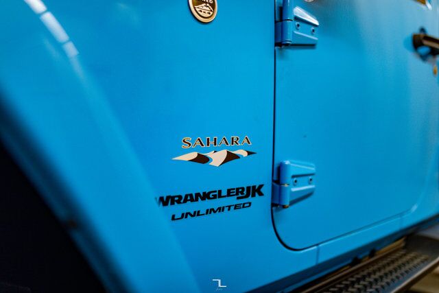 2018 Jeep Wrangler JK Unlimited 4x4 Sahara Nav Red Deer AB