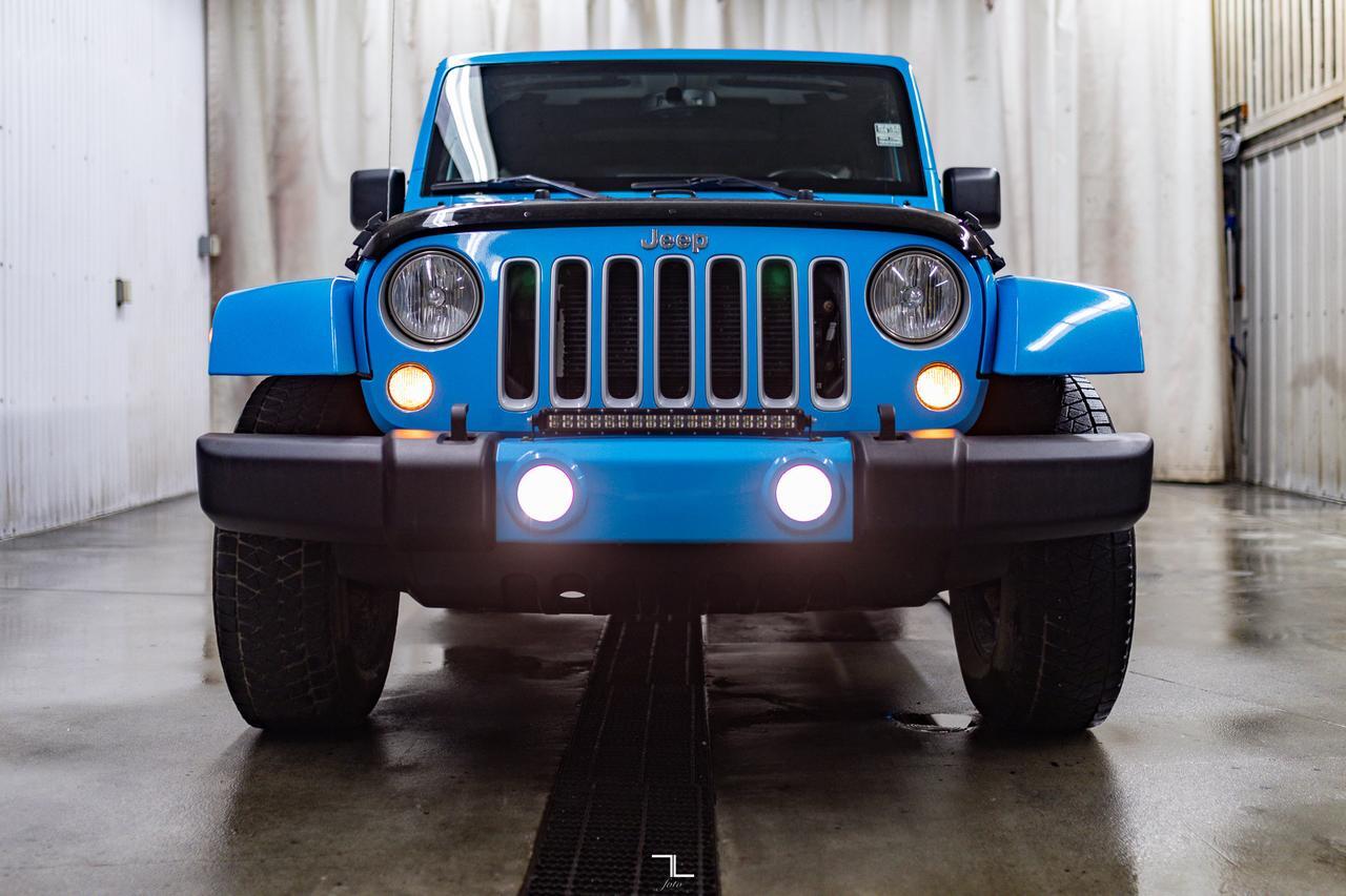 2018 Jeep Wrangler JK Unlimited 4x4 Sahara Nav Red Deer AB