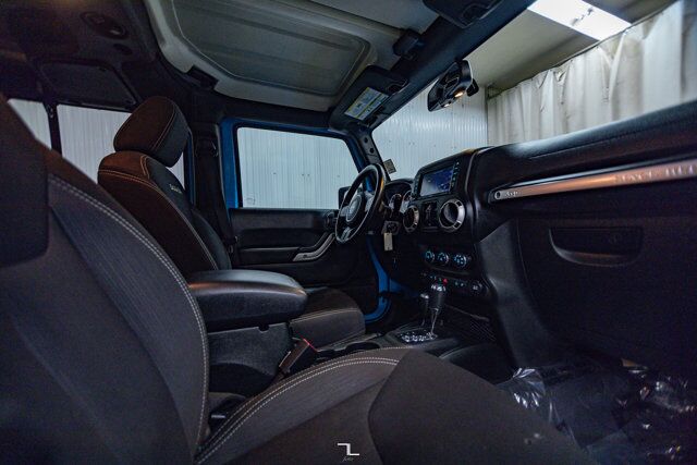 2018 Jeep Wrangler JK Unlimited 4x4 Sahara Nav Red Deer AB