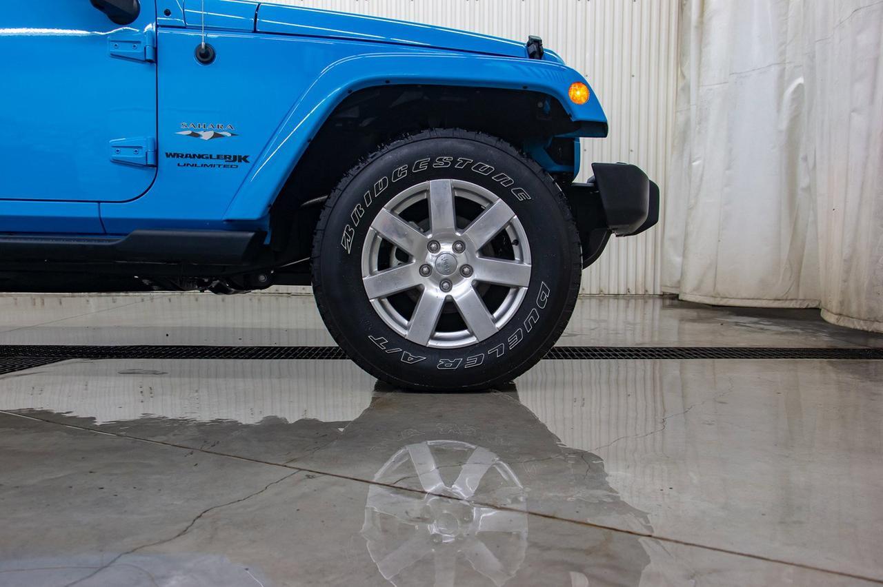 2018 Jeep Wrangler JK Unlimited 4x4 Sahara Nav Red Deer AB